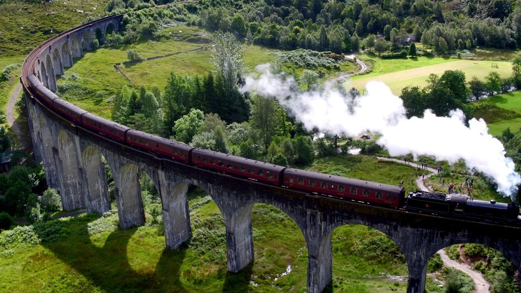 Harry Potter train on the Glenfinnan Viaduct in the Scottish Highlands
