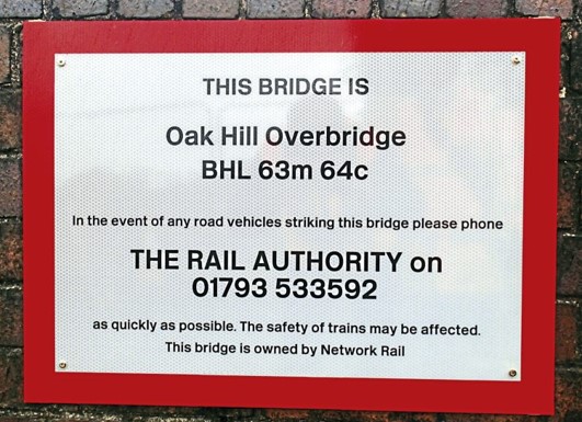 A bridge ID plate example for Oak Hill Overbridge