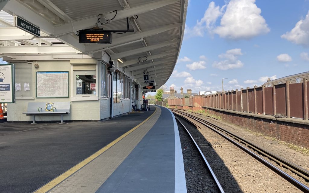 Platform at Balham station