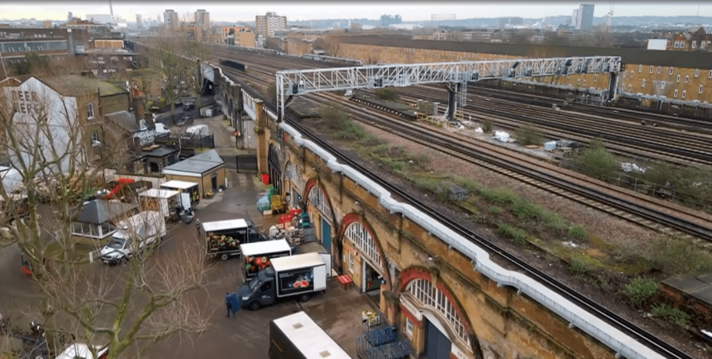 The viaduct over the disused Spa Road station, daytime