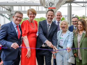 Bradford Forster Sq_platform 0 opening