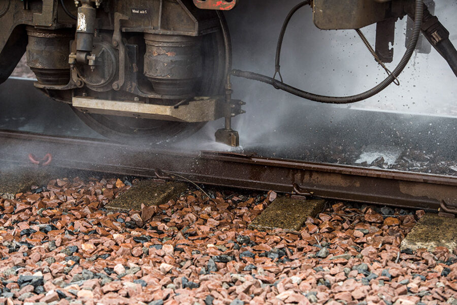 Autumn-rail-head-treatment-train