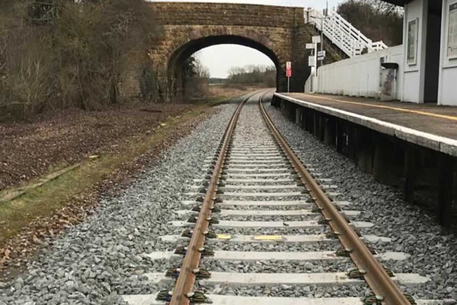 New-track-at-Thornford-station