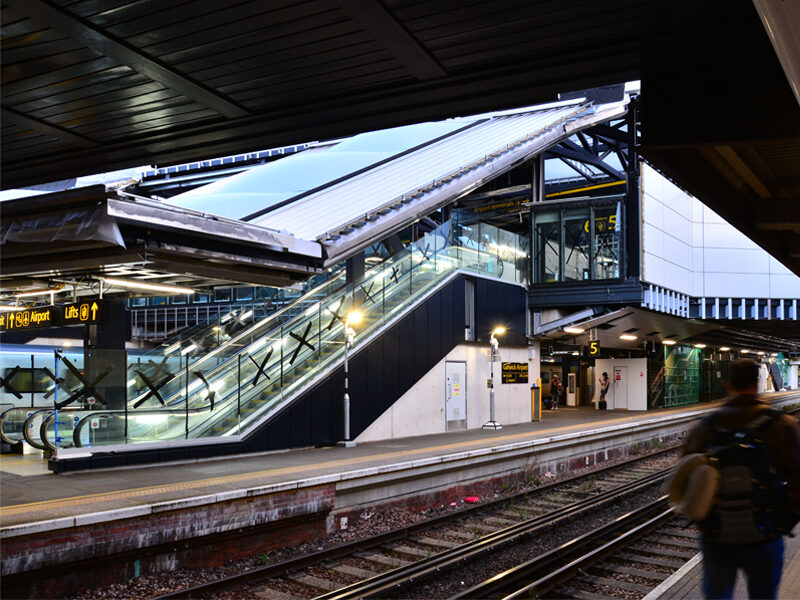 Gatwick station_wider platforms