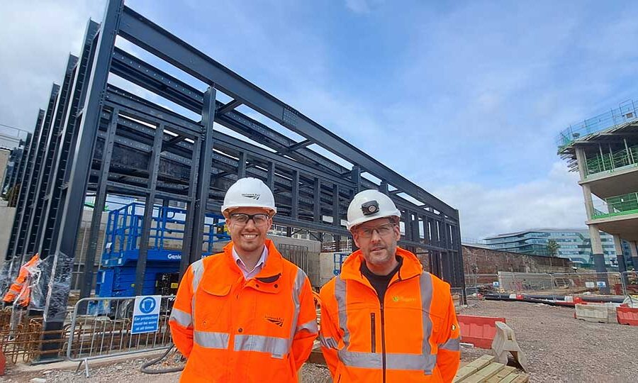 Project-Manager-Alex-Phillips-(NR)-and-Glyn-Cryer-(BAM-Nuttall)-Eastern-entrance