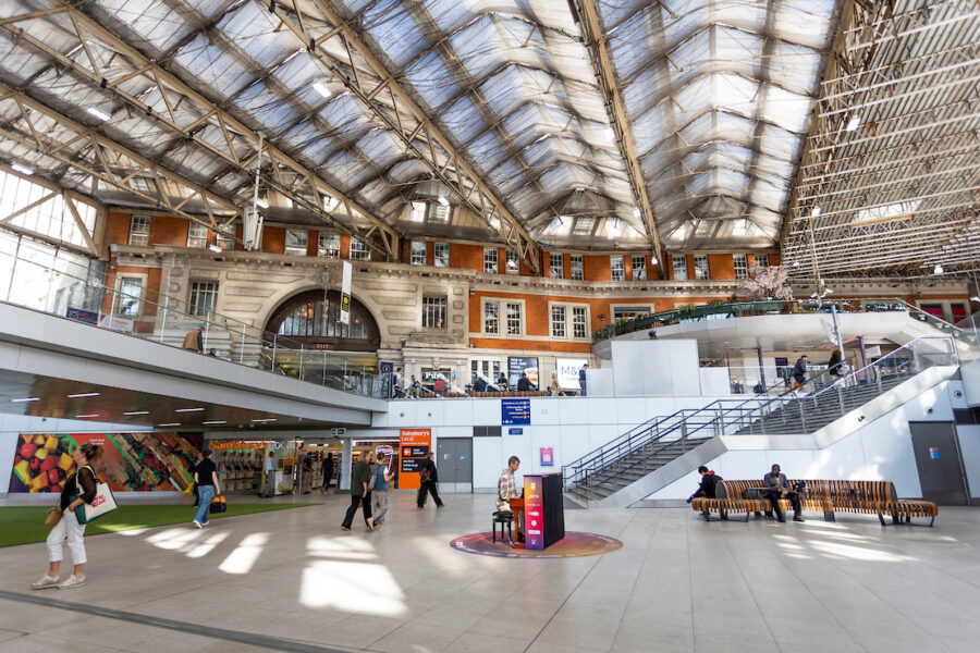 London Waterloo – interior