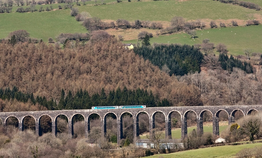 Wales-Heart-of-Wales-line_1035x543_acf_cropped