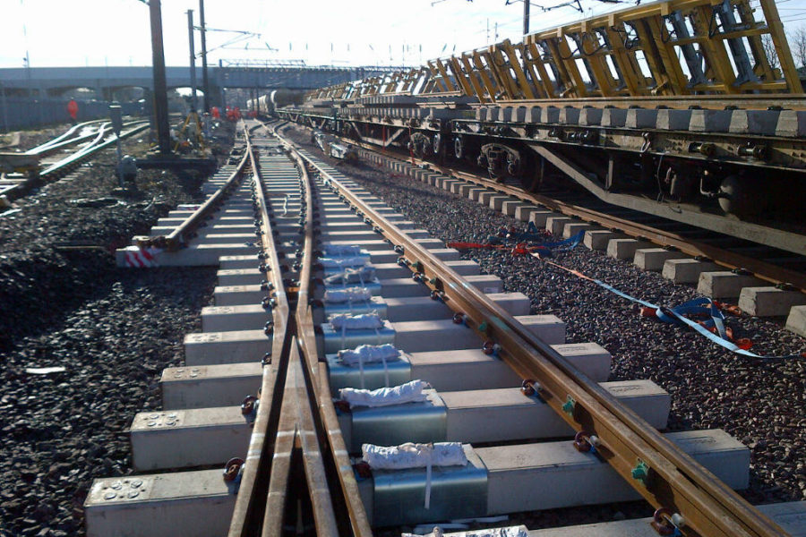 New-track-and-points-at-Doncaster-1024×688
