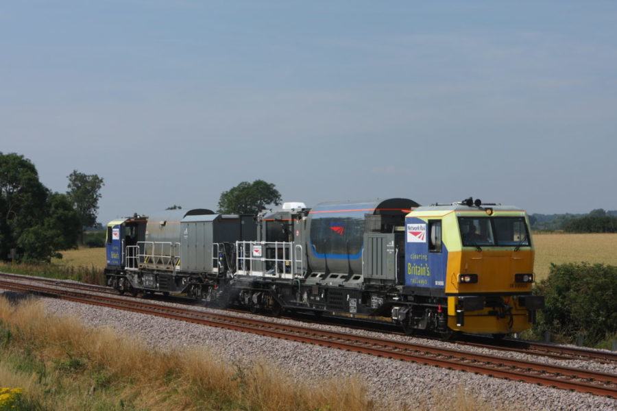 MPV-weedspraying-1310×688