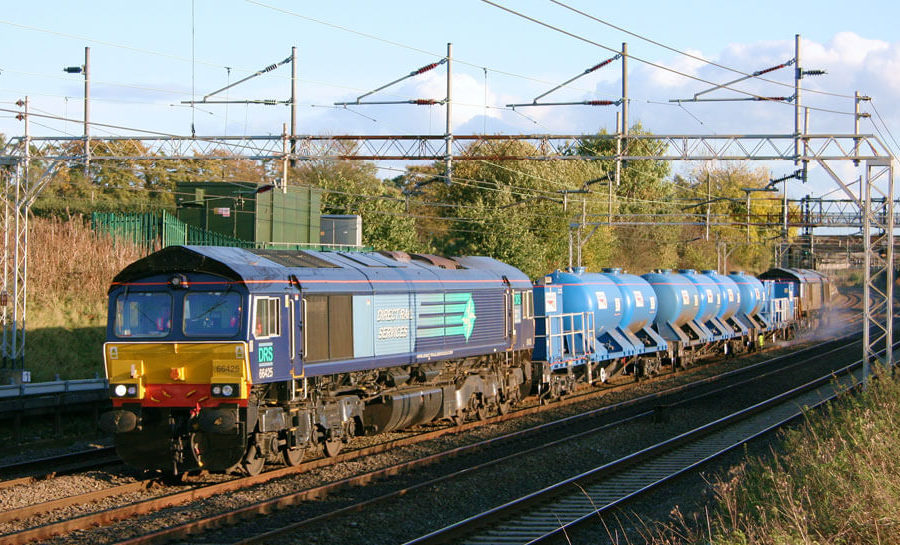 Autumn-leaf-leaves-track-seasonal-treatment-train-winter