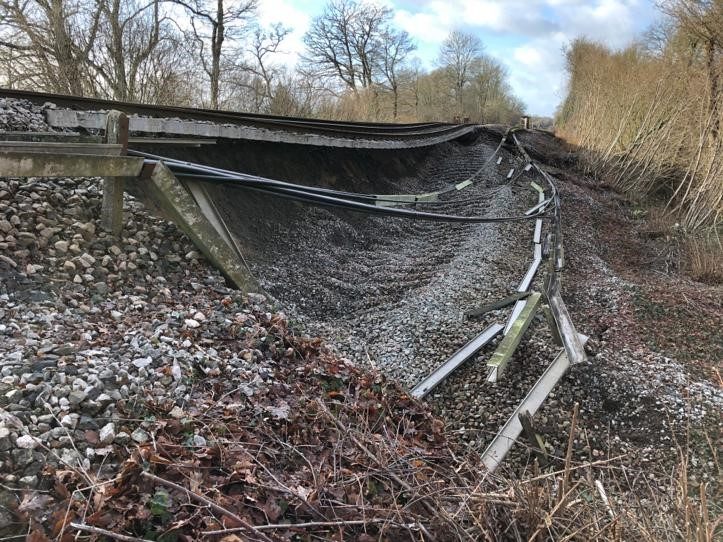landslip between Godstone and Edenbridge stations
